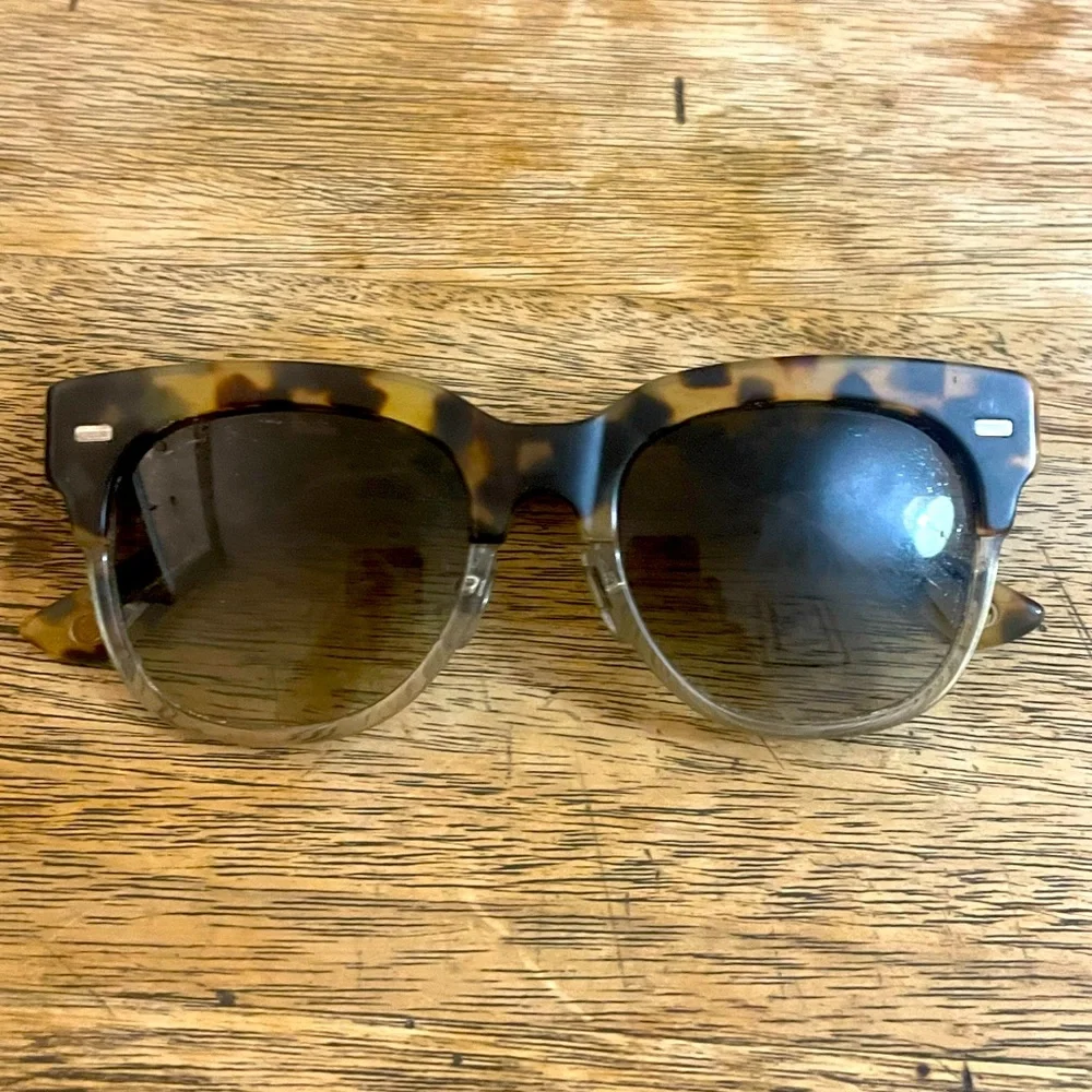 Tortoiseshell Gradient Lens Women's Sunglasses